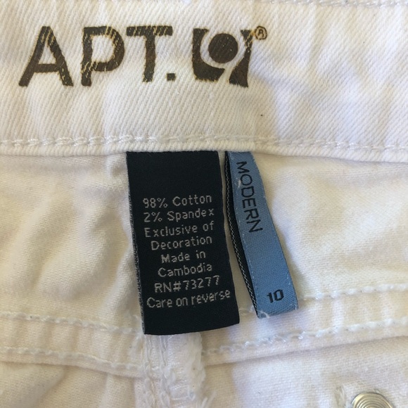 APT 9  Cutoff Jean Fringe Studded Shorts White - Picture 7 of 12